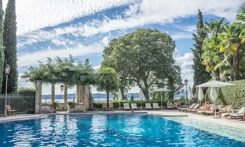 hotel piscina