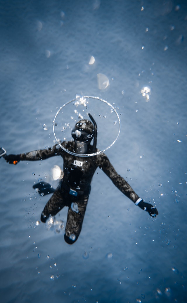diving